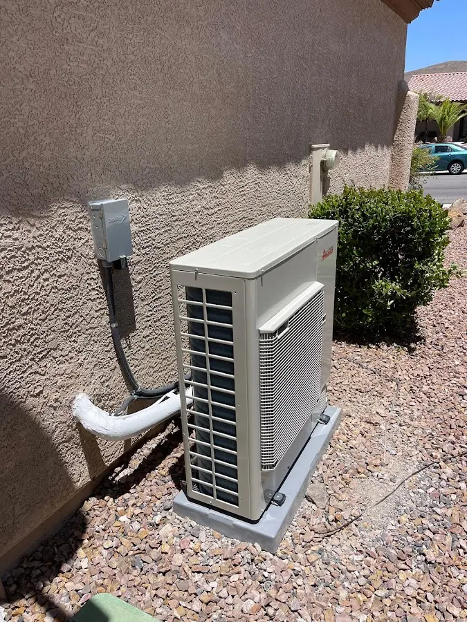 Residential air conditioning condenser unit in Forest Hill